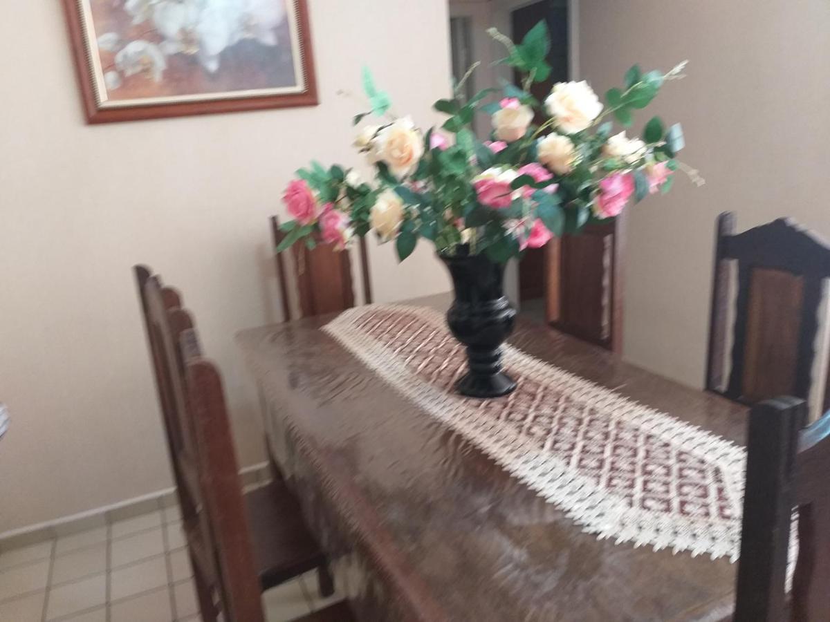 Apartamento Climatizado , Praia Grande, Ubatuba Sp Экстерьер фото