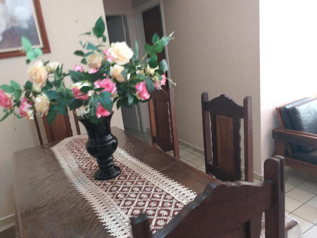 Apartamento Climatizado , Praia Grande, Ubatuba Sp Экстерьер фото